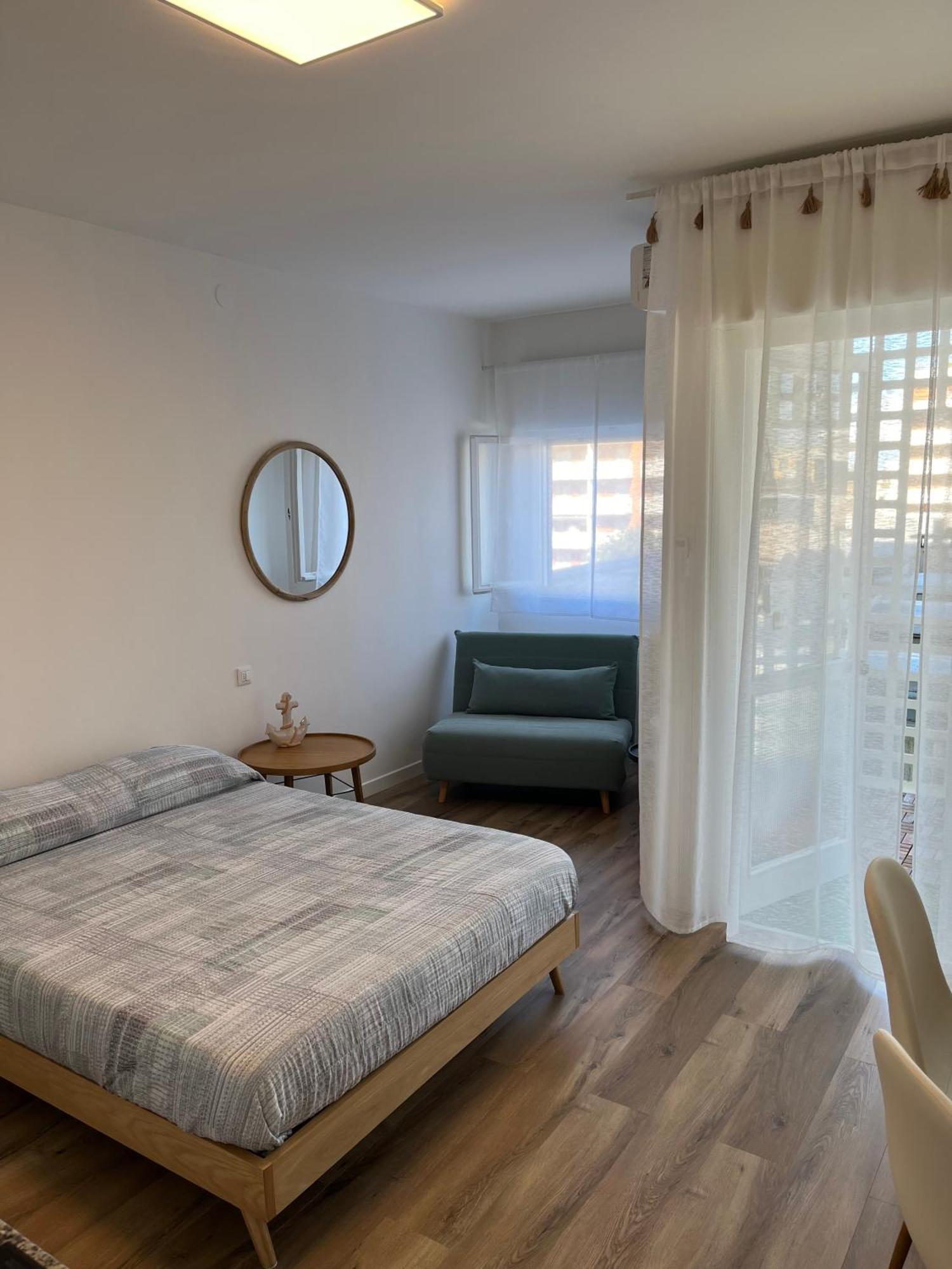 Ca' Vittoria Apartment Lignano Sabbiadoro Bagian luar foto